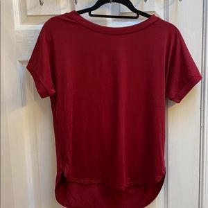 Simple Red Top
